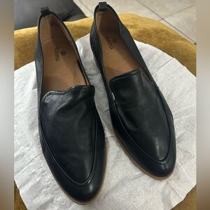 Susina Kellen Black soft leather loafers